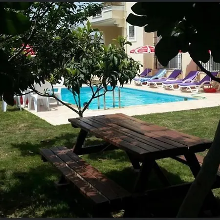 Kat 2 Havuz Manzara Apartment Fethiye
